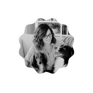 Kristi The cozy Casual with her two dogs